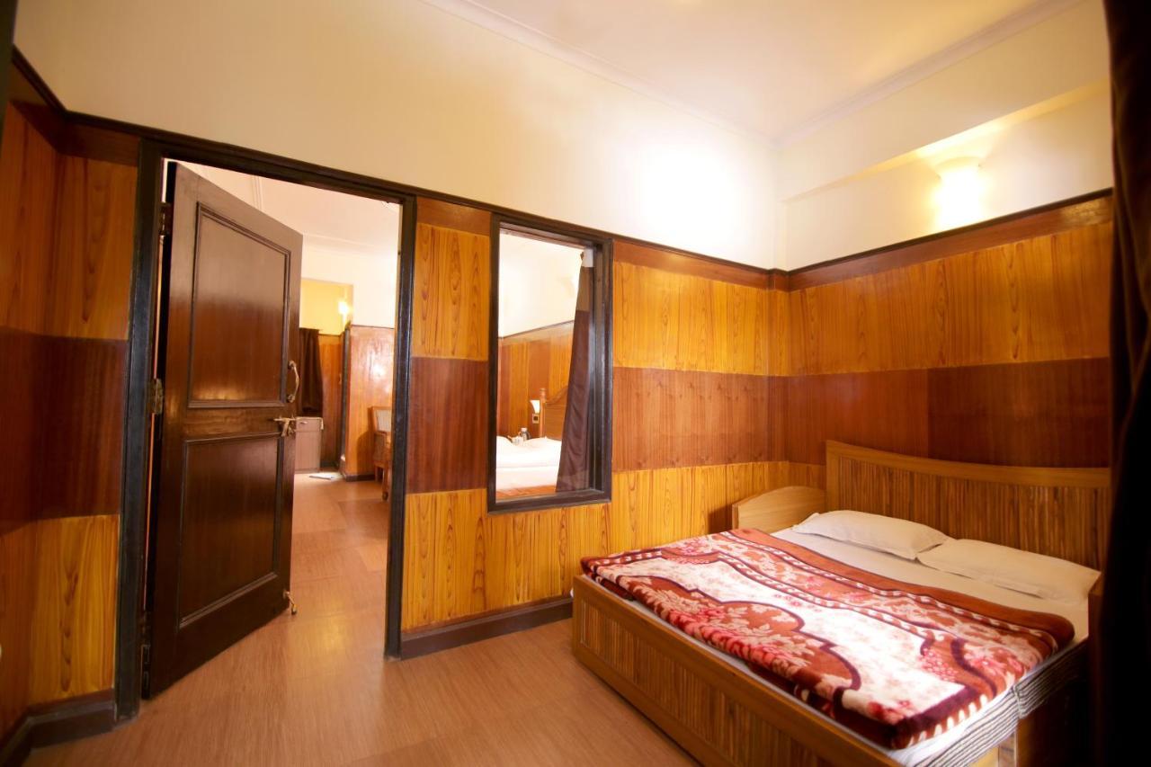 Ashokas Naini Chalet Nainital Ruang foto
