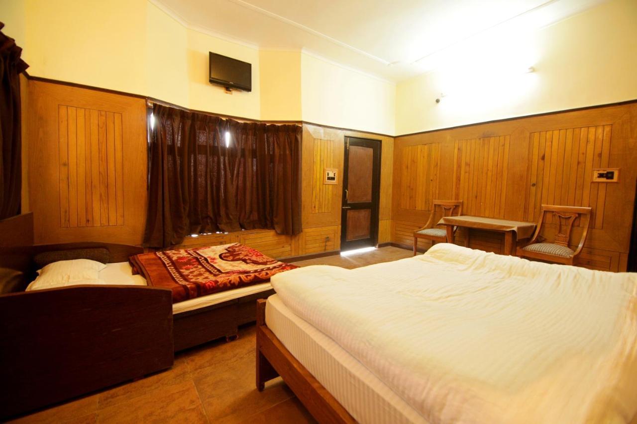 Ashokas Naini Chalet Nainital Ruang foto