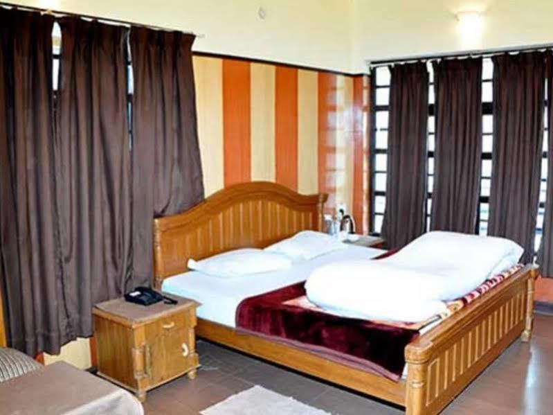Ashokas Naini Chalet Nainital Bagian luar foto